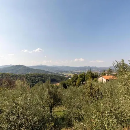 Charming House In Umbria With Pool And Garden Vakantiehuis